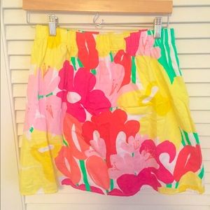 Lilly Pulitzer colorful mini skirt in size large